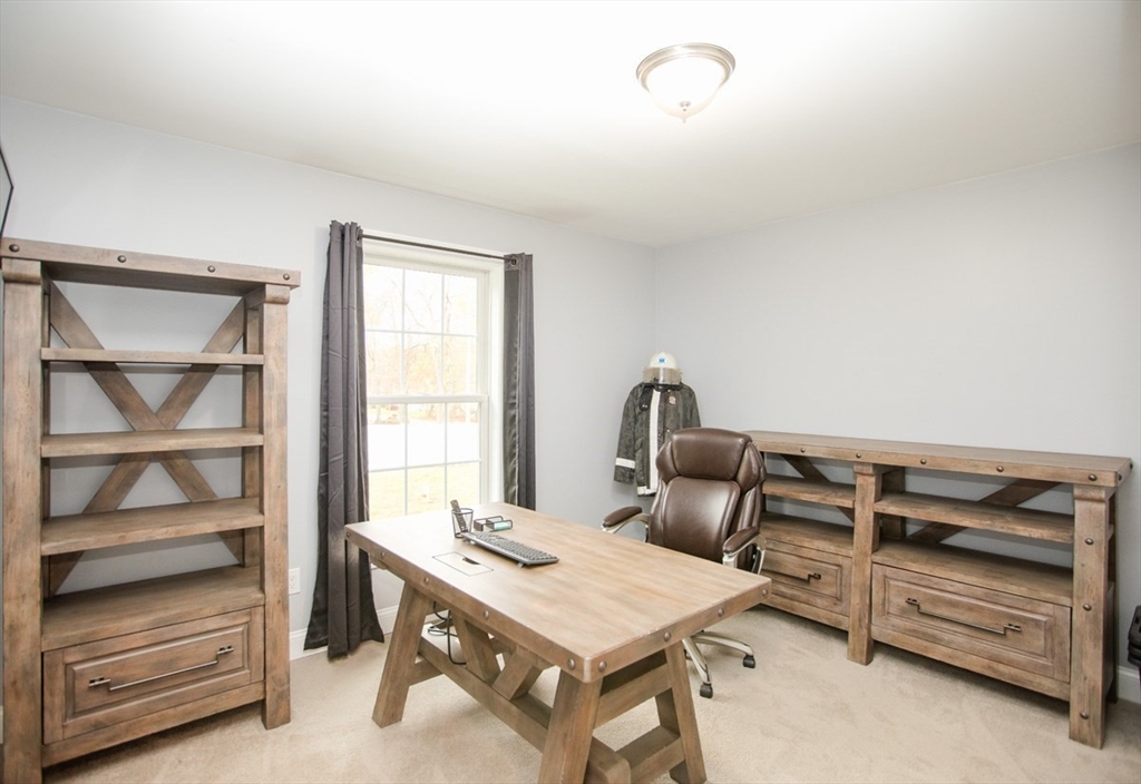33 Rhinecliffe Road, Swansea, MA Photo #20