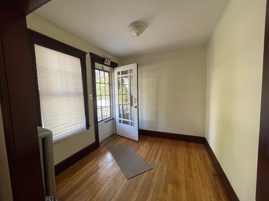 10 Breck St 1