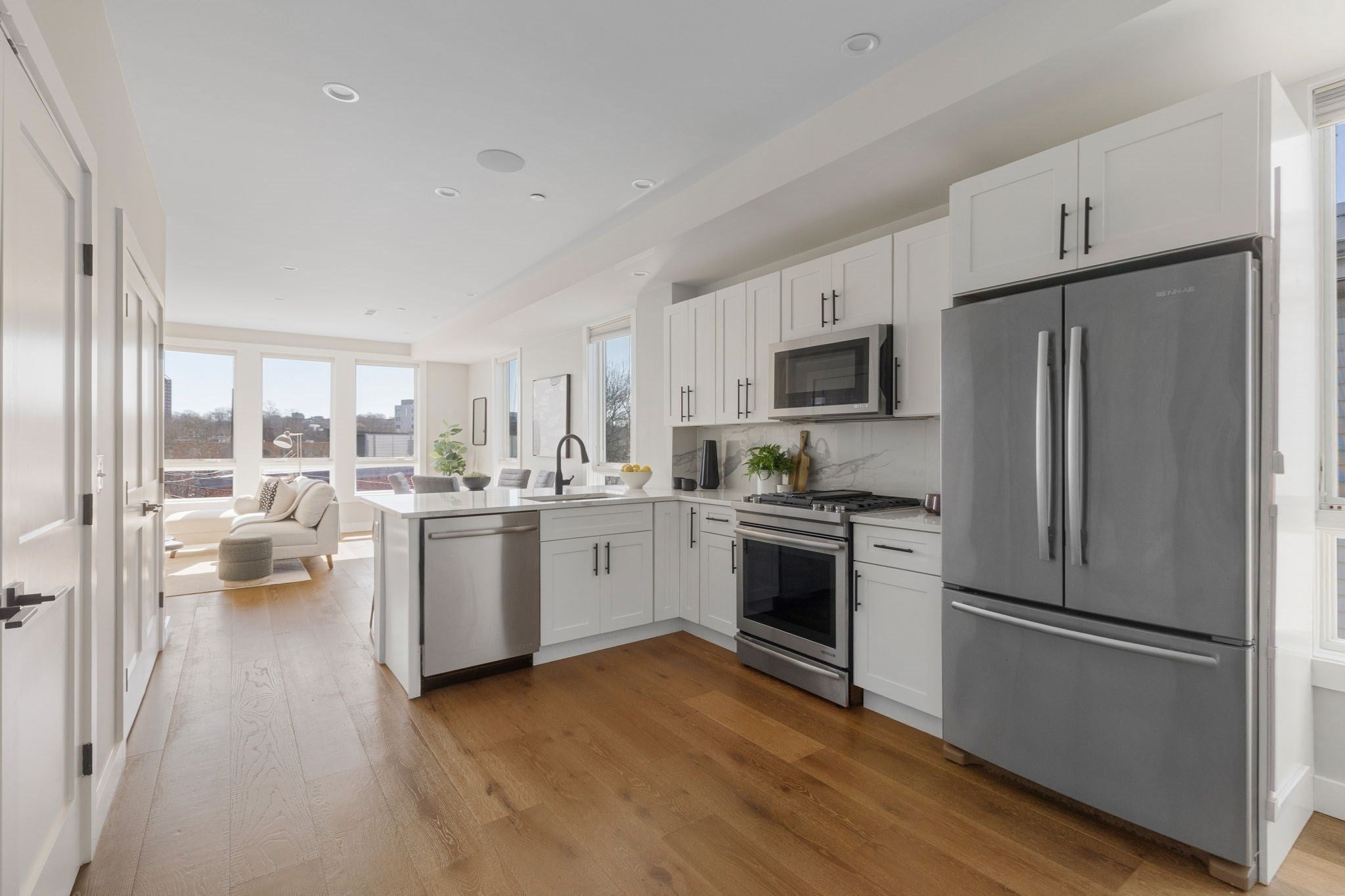 17 Chestnut Ave #3, Boston, MA, 17 Chestnut Ave #3, Boston, MA Photo #3