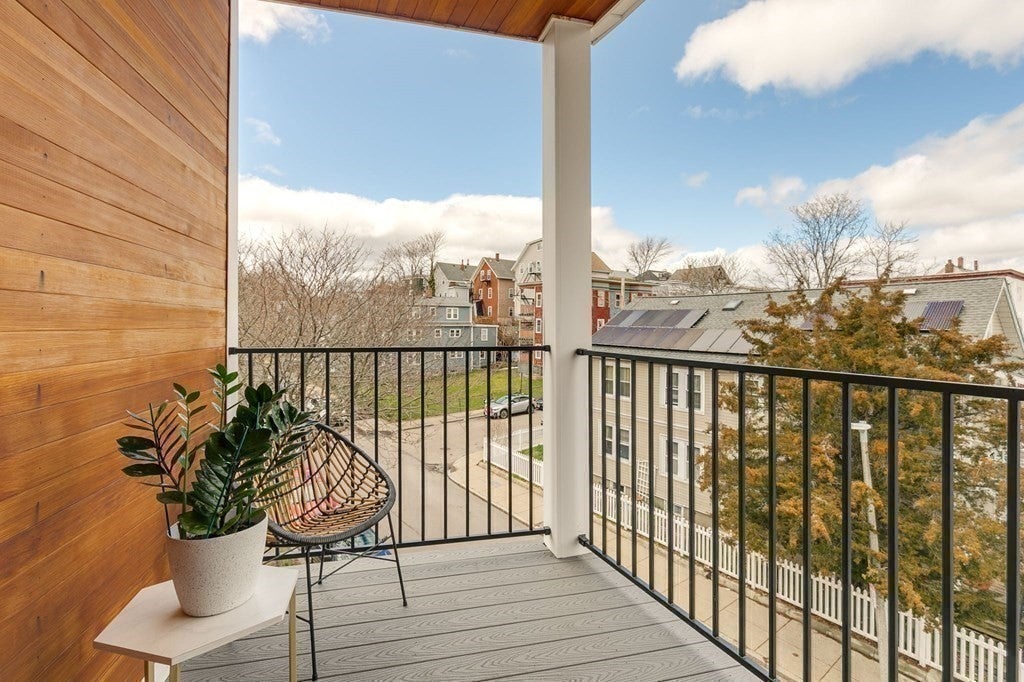 17 Chestnut Ave #3, Boston, MA, 17 Chestnut Ave #3, Boston, MA Photo #4