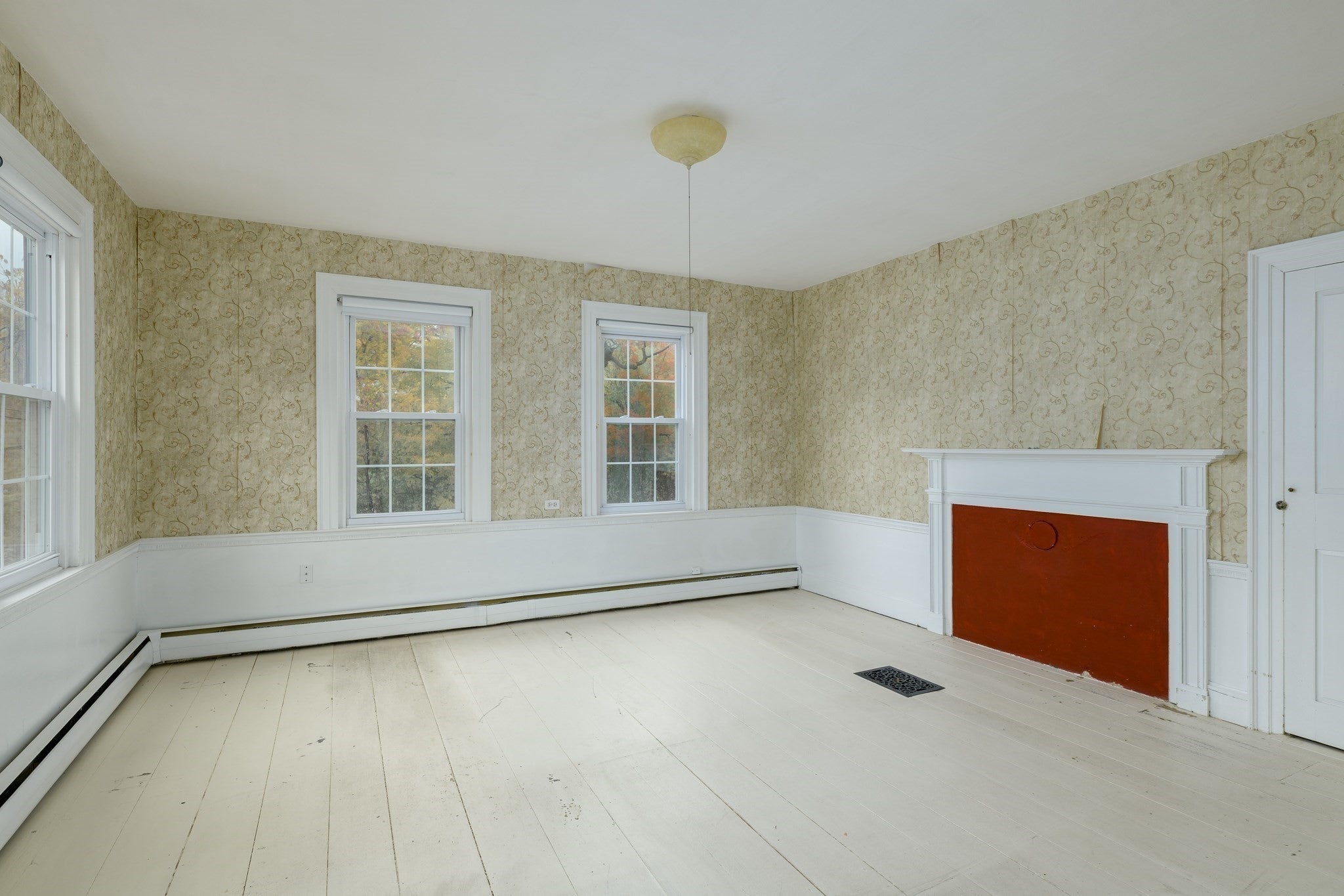 50 Pleasant St, Barre, MA Photo #24