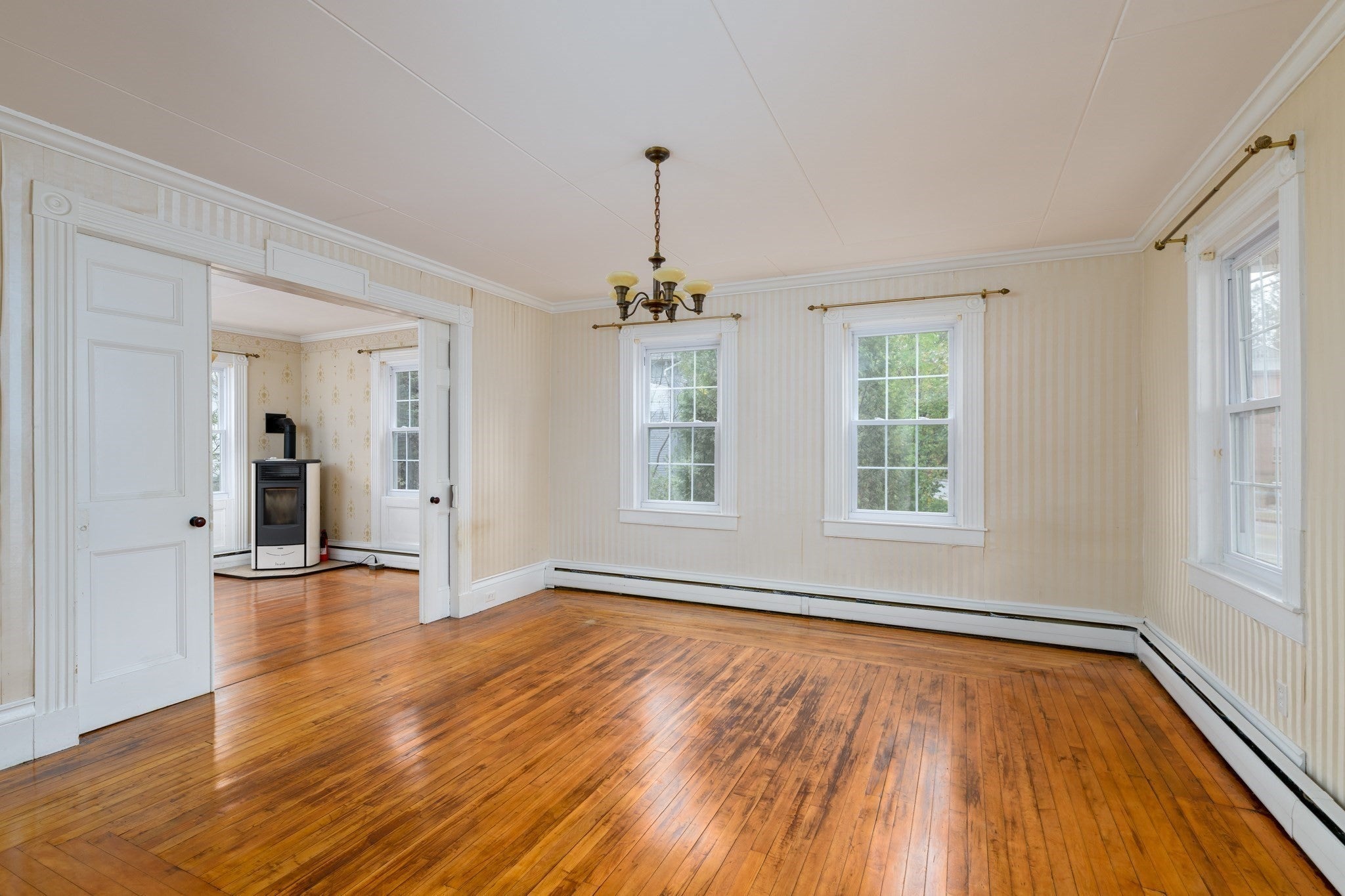 50 Pleasant St, Barre, MA Photo #9