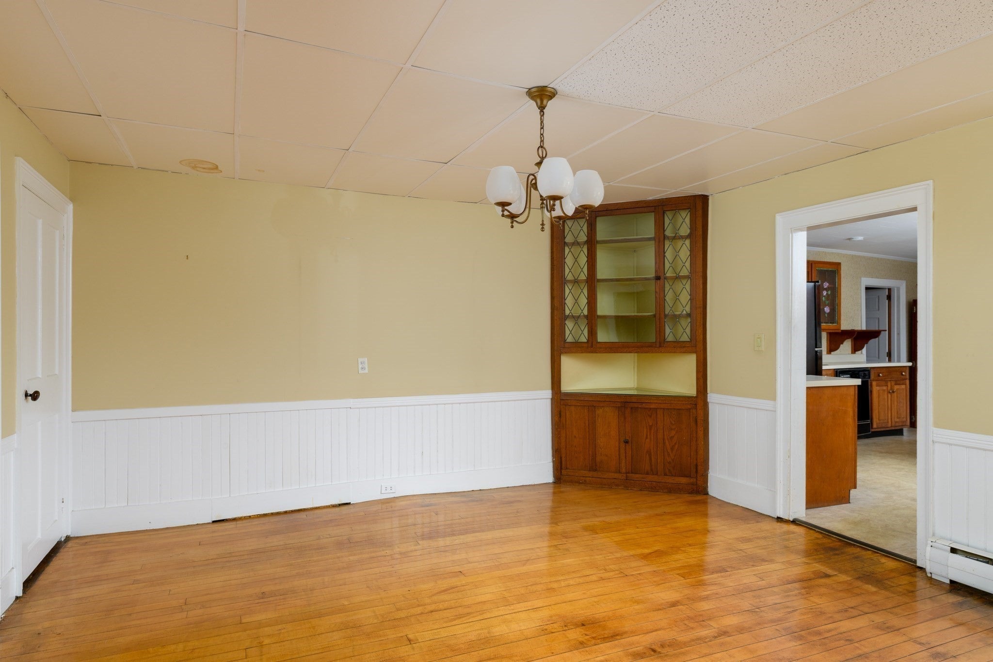 50 Pleasant St, Barre, MA Photo #7