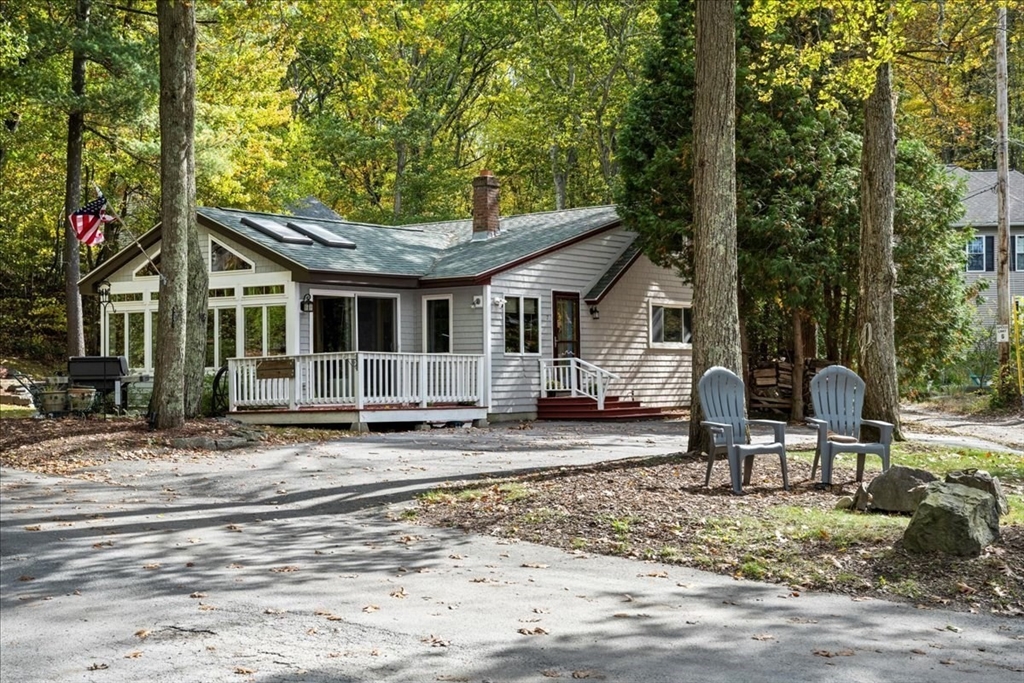 7 Lawson Ave