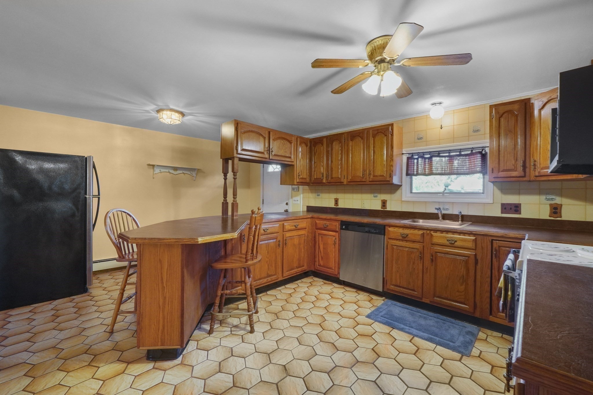 45 Norman Avenue, Taunton, MA, 45 Norman Avenue, Taunton, MA Photo #4