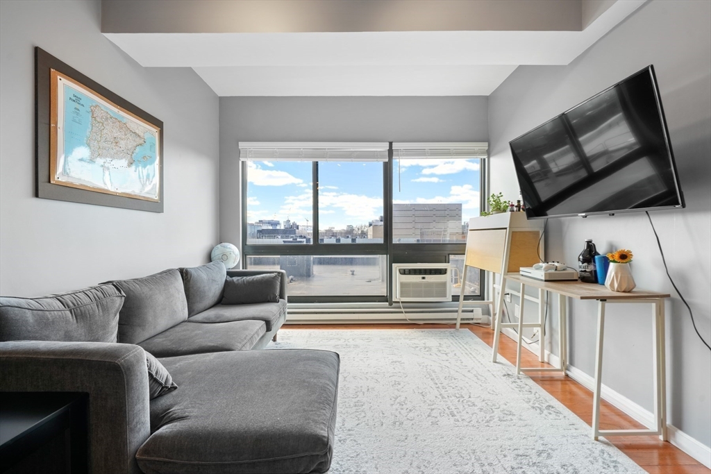 12 Stoneholm St 621