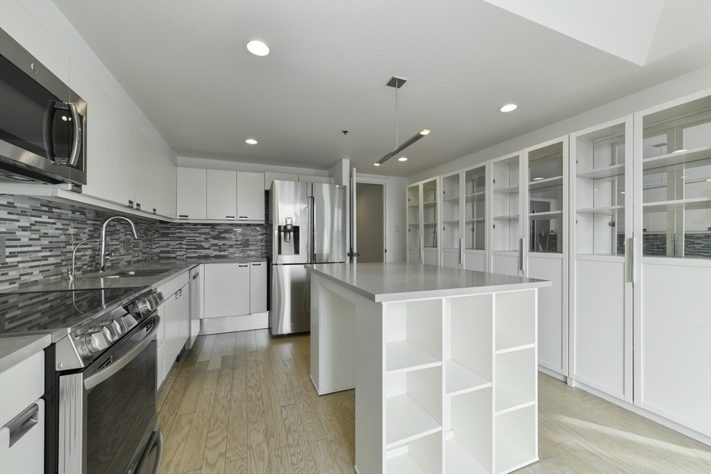 220 Boylston Street 8010
