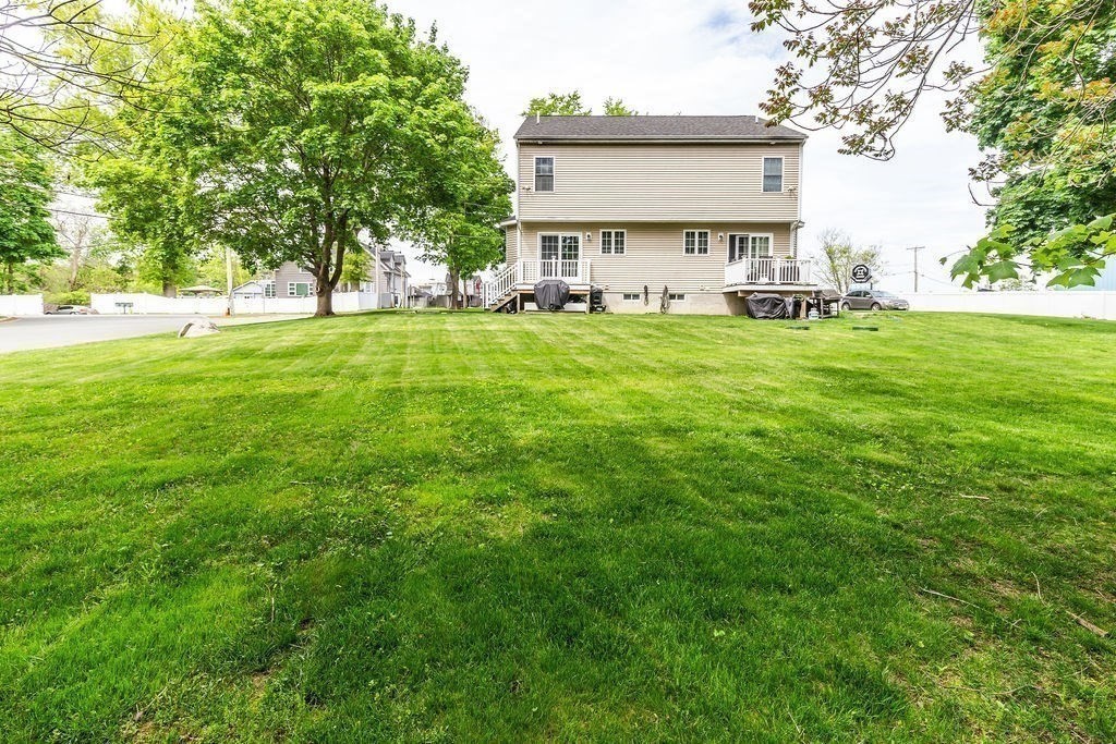 257 Pleasant St 2