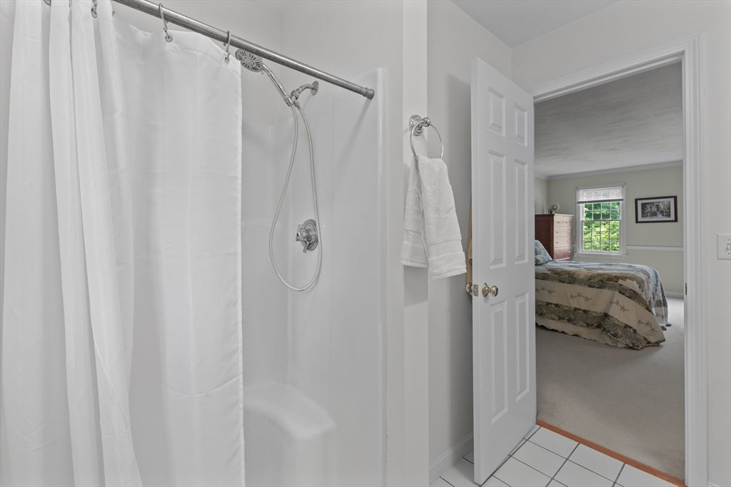 10 Shirley Street, Pepperell, MA Photo #26