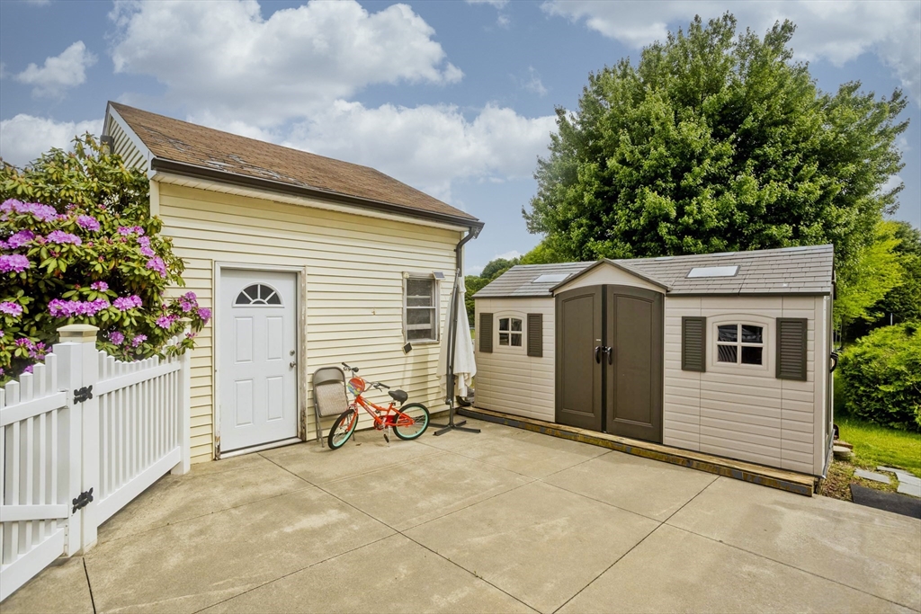 77 Glendale Rd