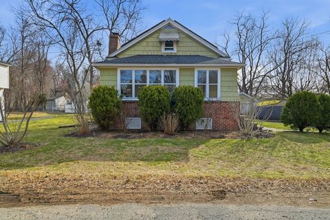 Photo of 19 Orpheum Ave, East Longmeadow, MA 01028 (MLS # 73492362)