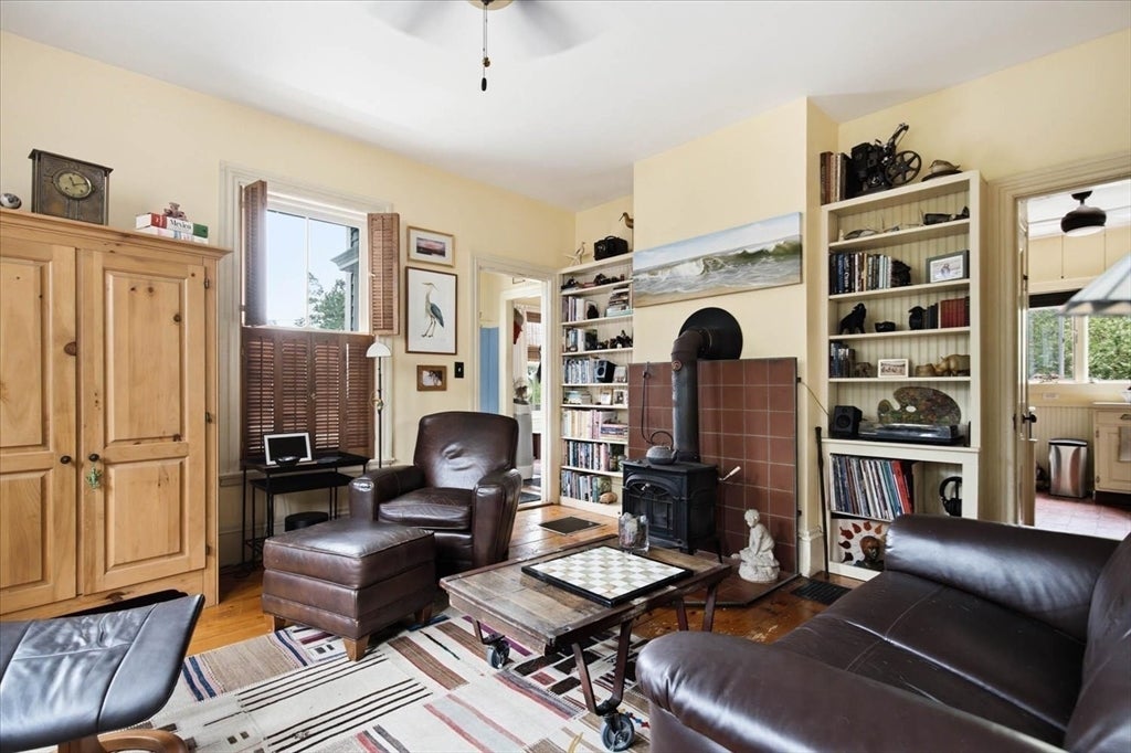 1 Olive Street, Newburyport, MA Photo #8