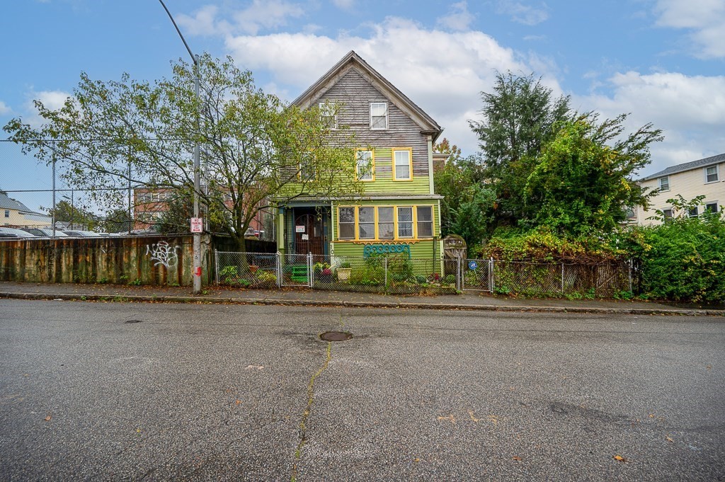 49 Richland St And 10 Dorchester