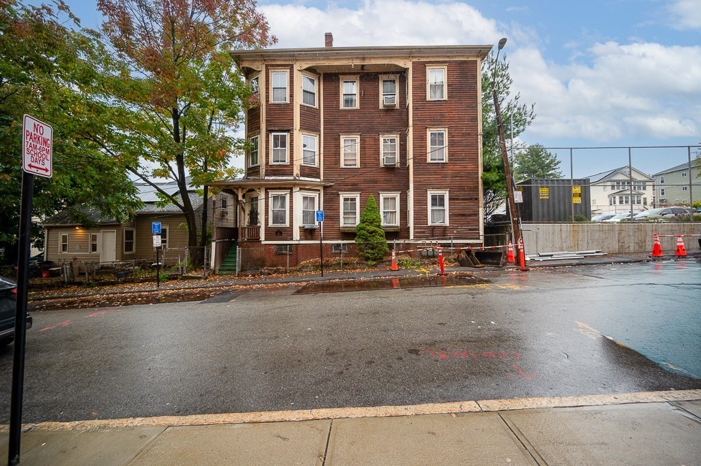 49 Richland St And 10 Dorchester