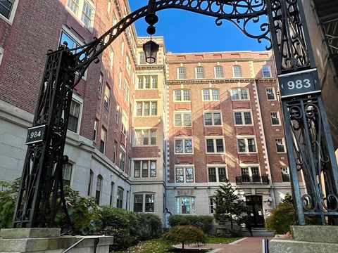 983 Memorial Drive 502 Cambridge MA 02138