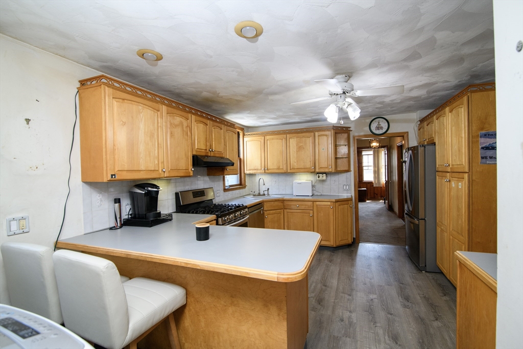 69 Cameron Ave