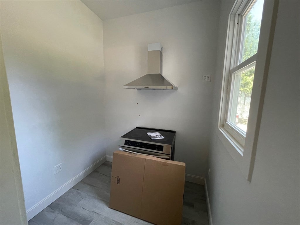 328 Highland St, Worcester, MA, 328 Highland St, Worcester, MA Photo #16