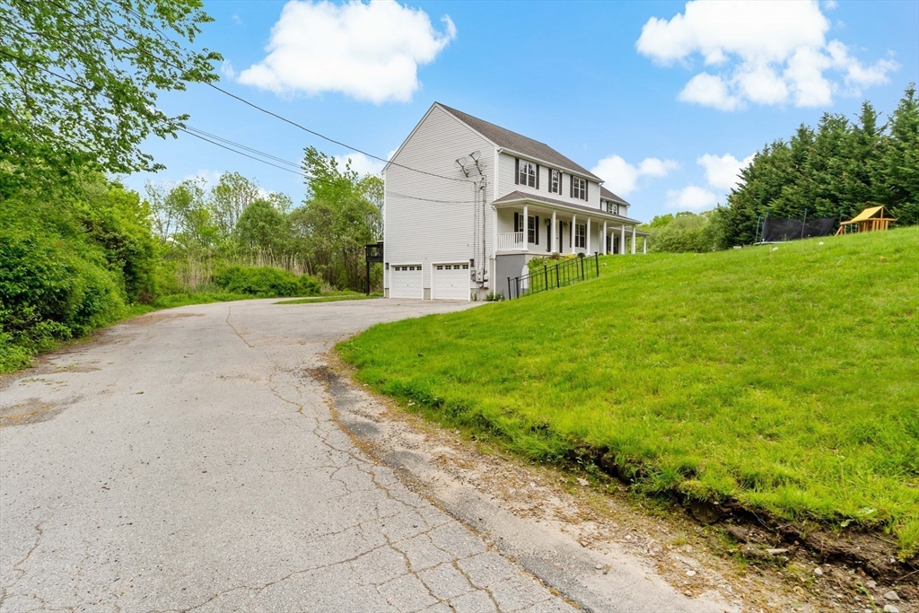 20 Miller St