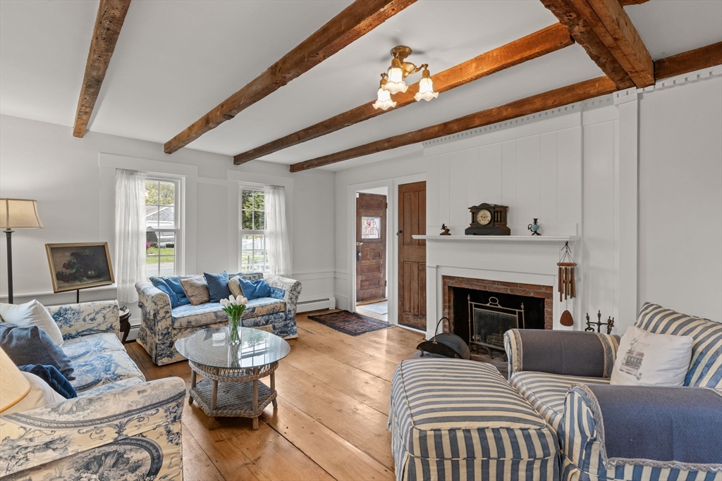 68 Pleasant St