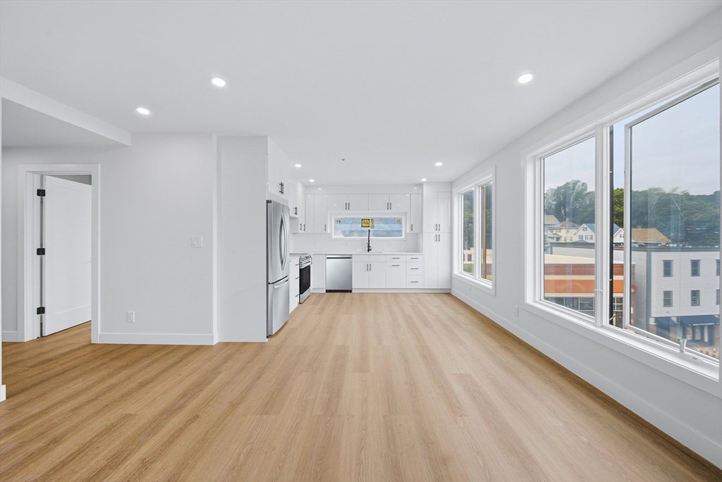 4164 Washington St #9, Boston, MA Photo #15