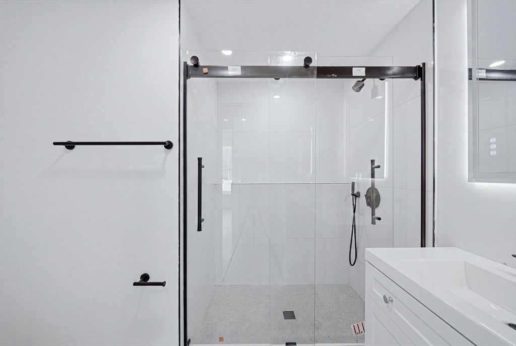 4164 Washington St #9, Boston, MA Photo #27