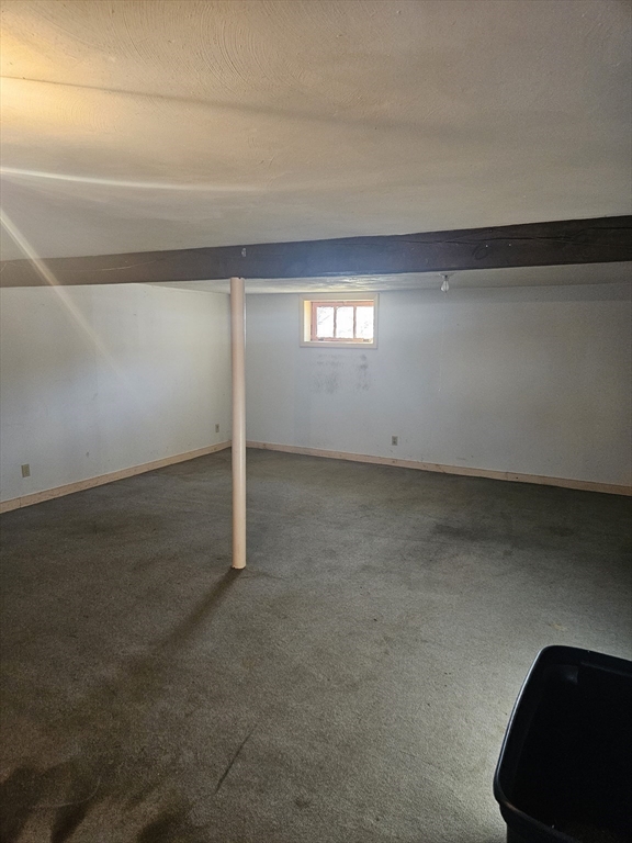 Billerica, Massachusetts 01821, United States, 2 Bedrooms Bedrooms, ,1 BathroomBathrooms,Residential,Active,253530