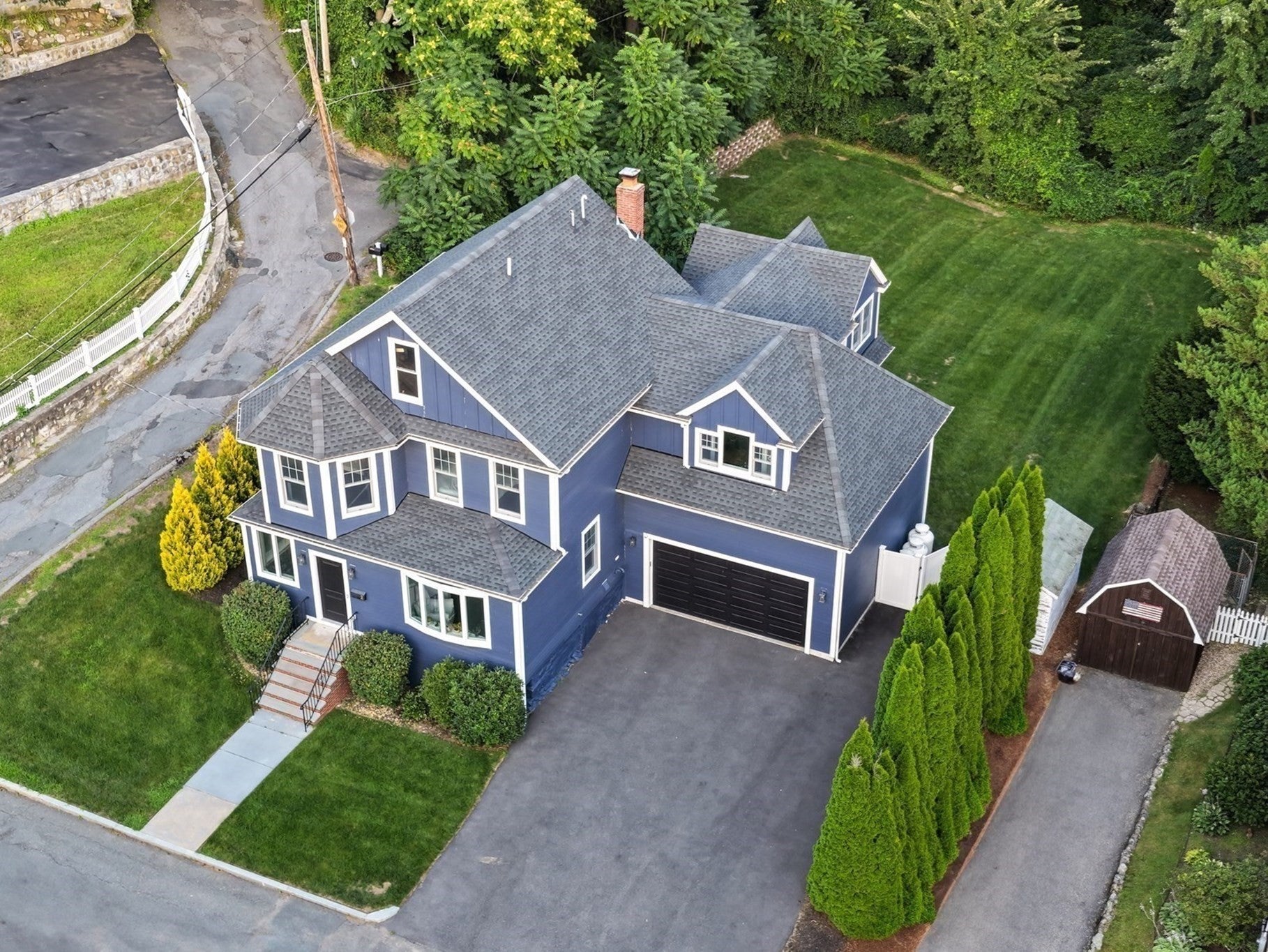 Photo of 2 Hemenway Ave, Melrose, MA