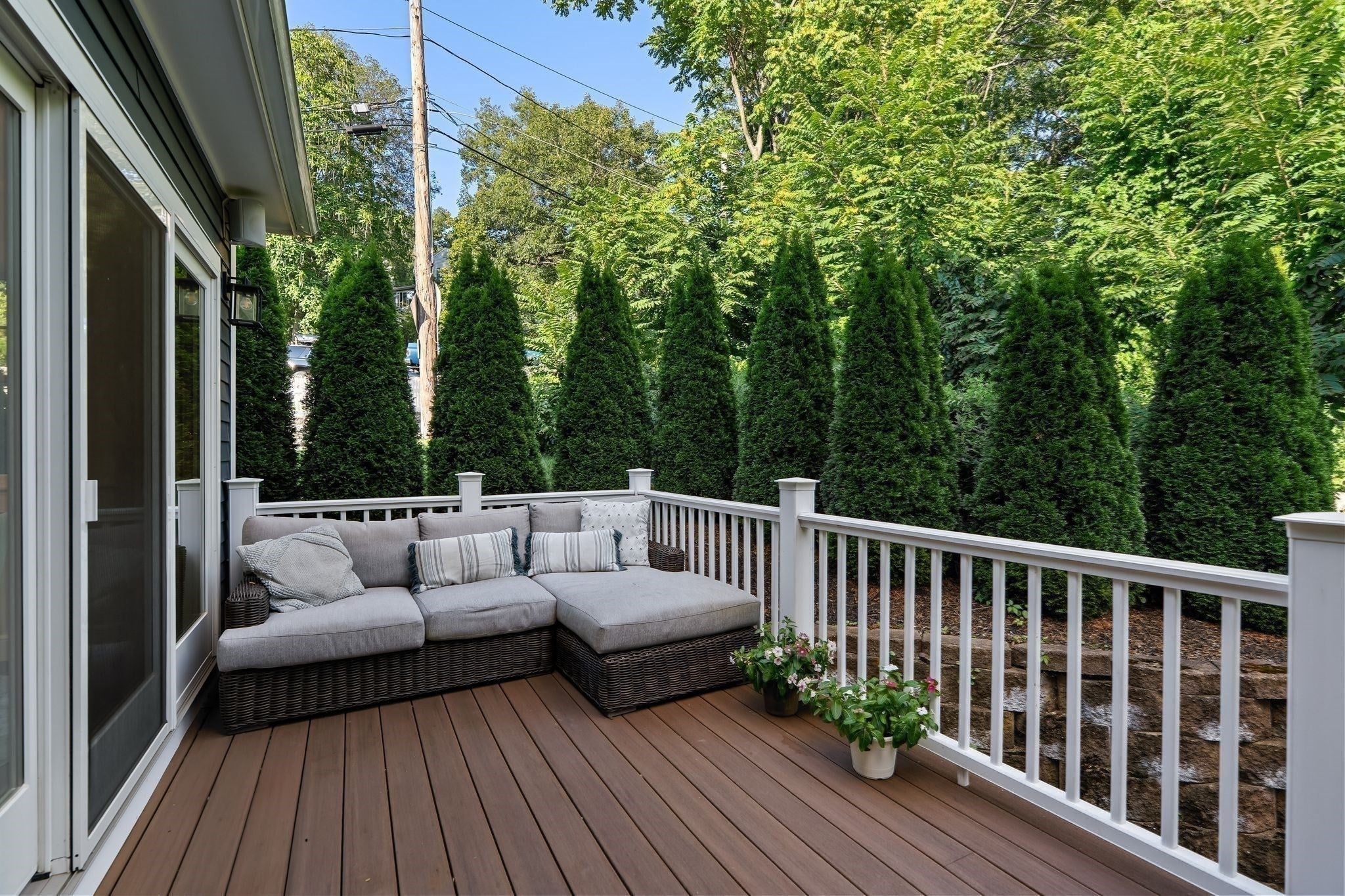 2 Hemenway Ave, Melrose, MA Photo #40