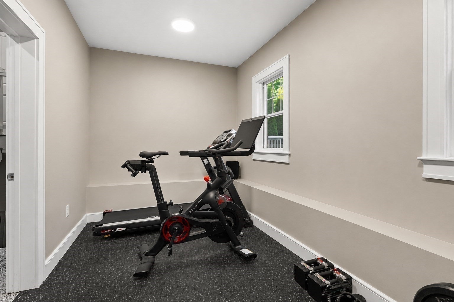 2 Hemenway Ave, Melrose, MA Photo #37
