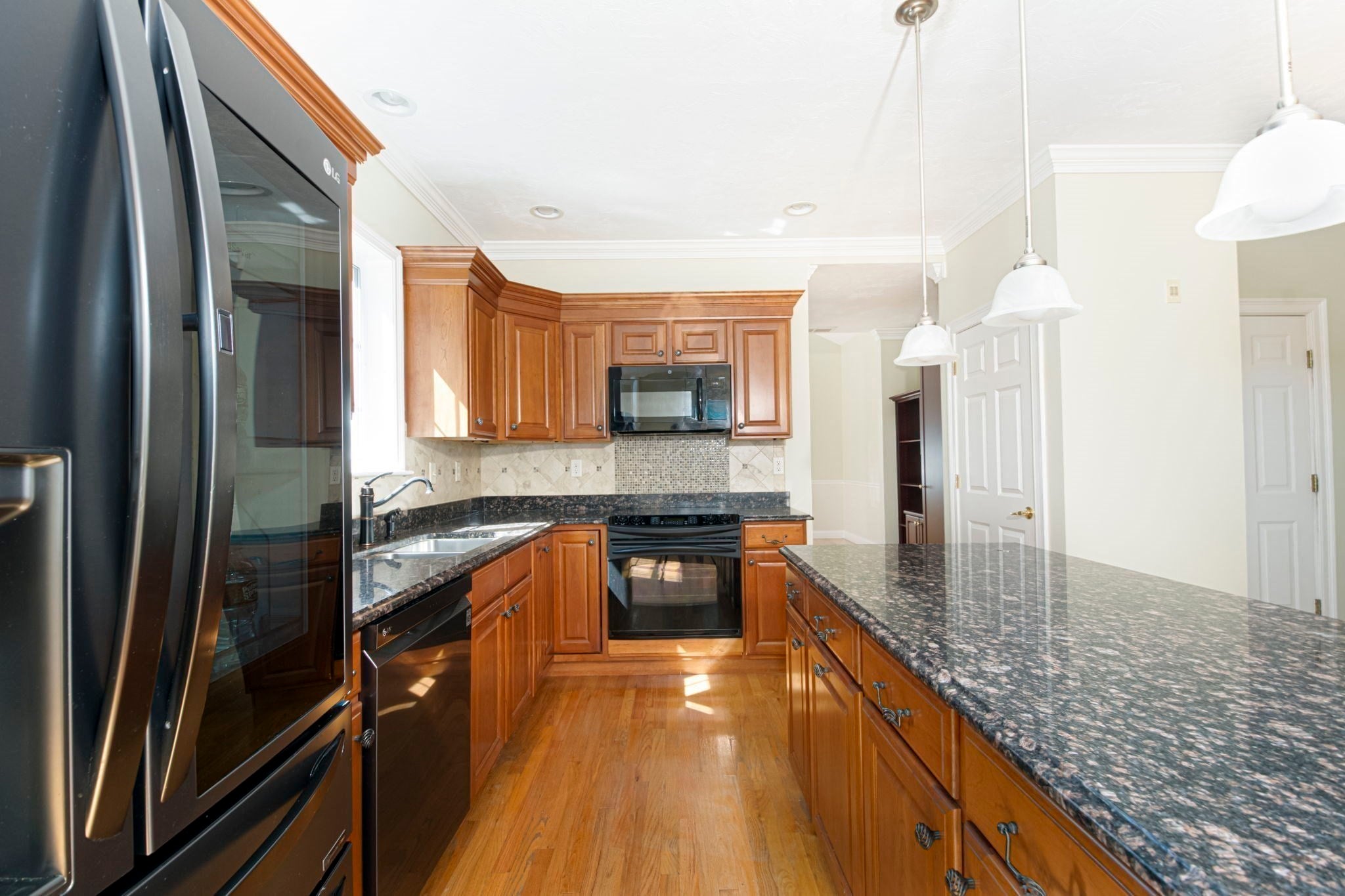 308 Sprucewood Ln #308, Clinton, MA, 308 Sprucewood Ln #308, Clinton, MA Photo #8