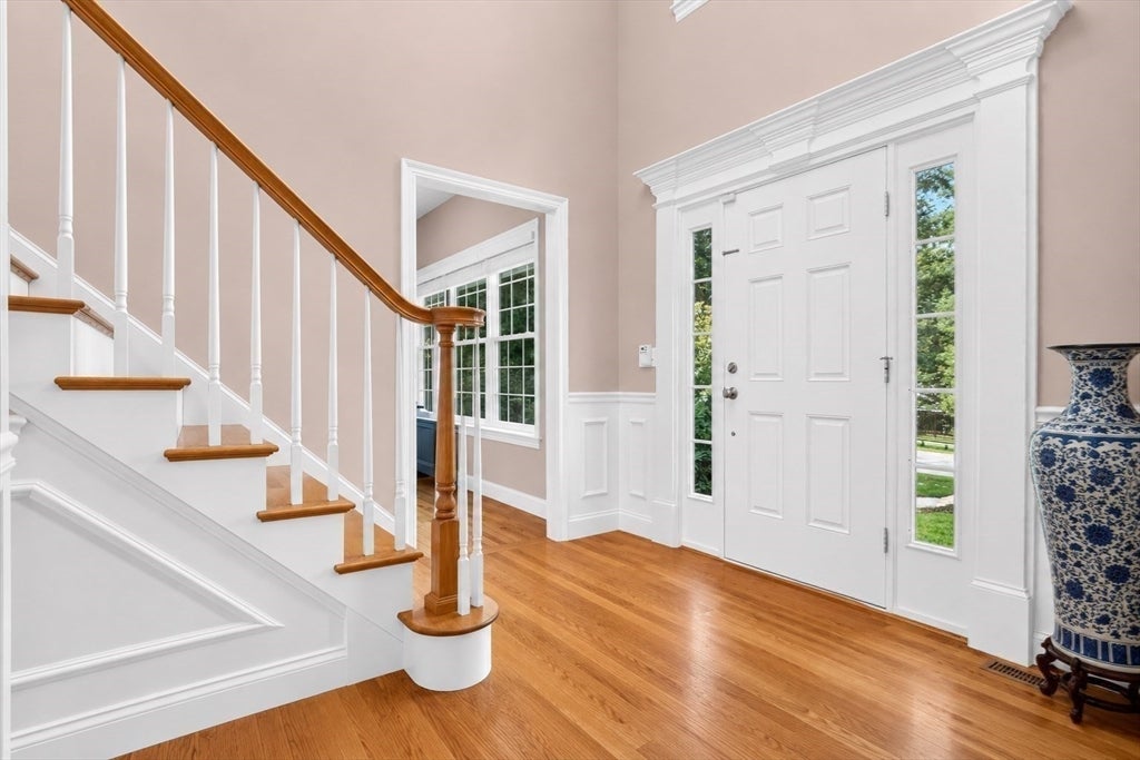 28 Hickory Dr
