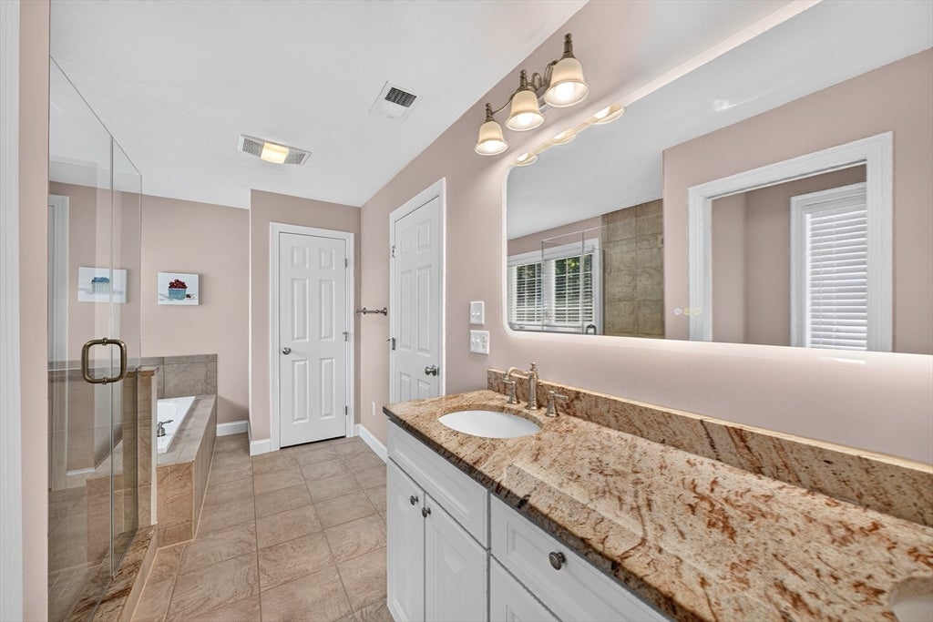 28 Hickory Dr, Shrewsbury, MA, 28 Hickory Dr, Shrewsbury, MA Photo #19