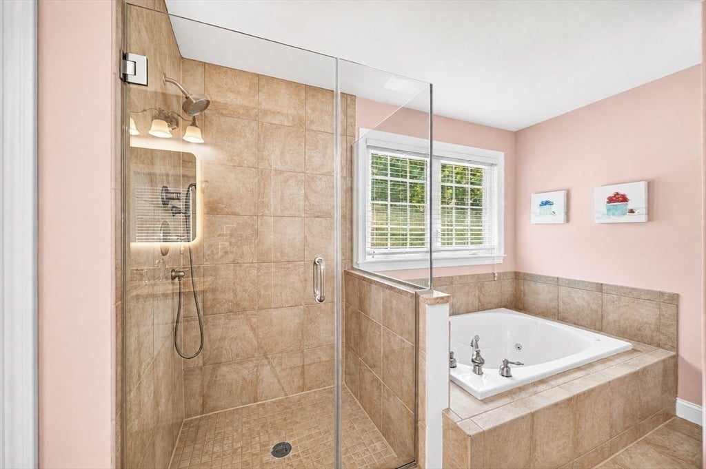 28 Hickory Dr, Shrewsbury, MA, 28 Hickory Dr, Shrewsbury, MA Photo #20