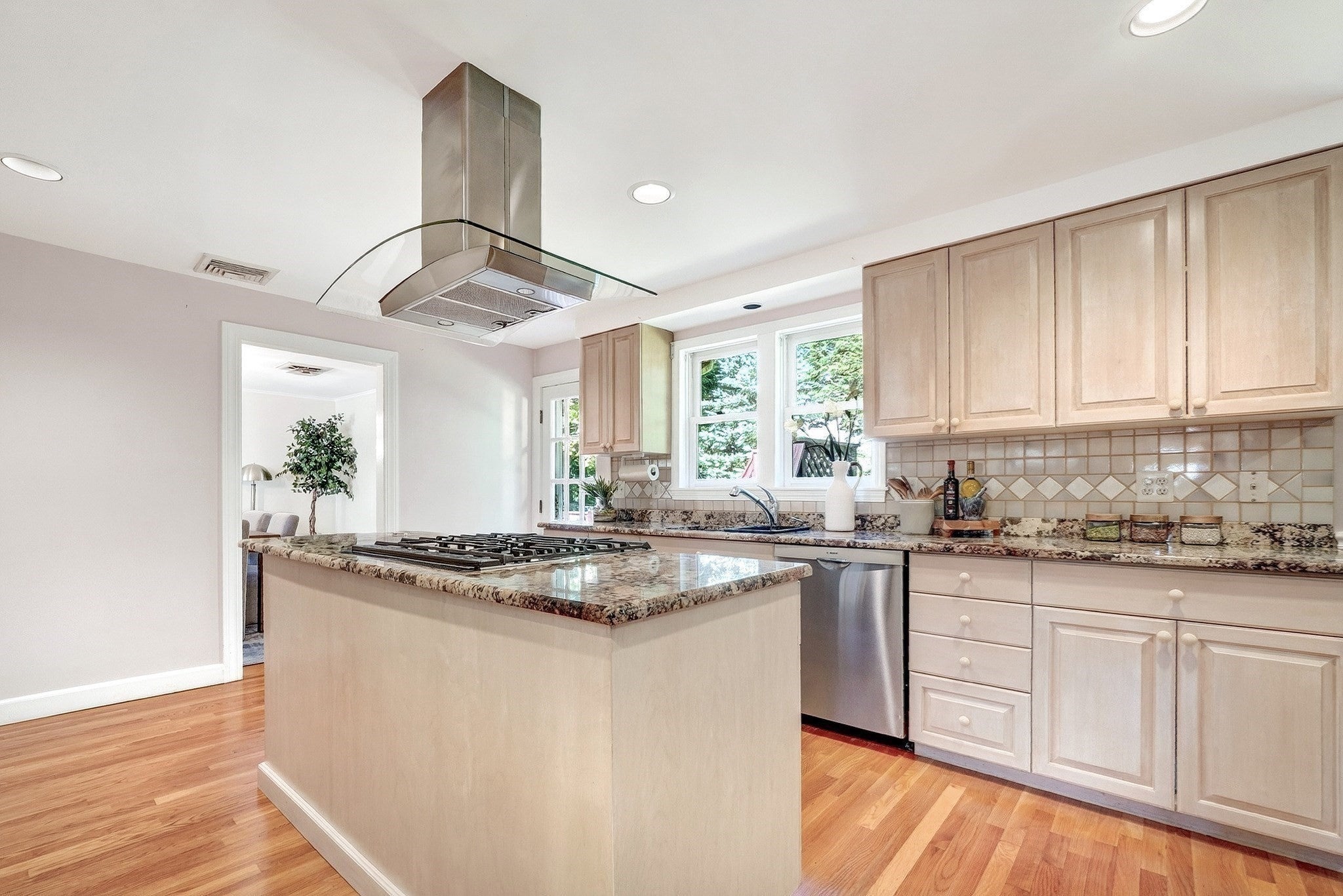 22 Nardell Rd, Newton, MA, 22 Nardell Rd, Newton, MA Photo #18