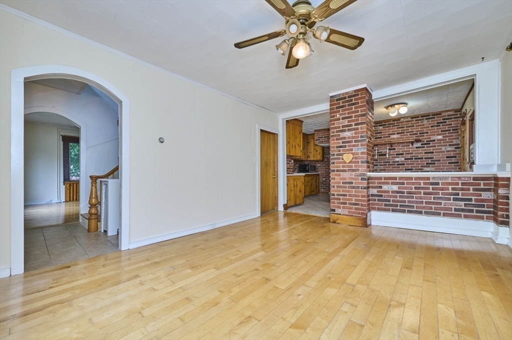 4 Cottage Circle