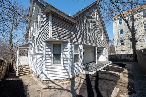 Photo of 104 1/2 Rodney St, Worcester, MA 01605 (MLS # 73503446)