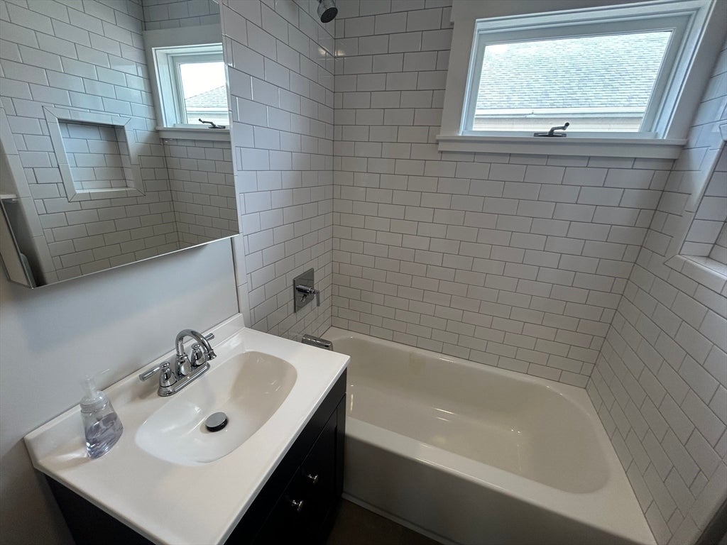 89 Woods Ave #1, Somerville, MA Photo #11