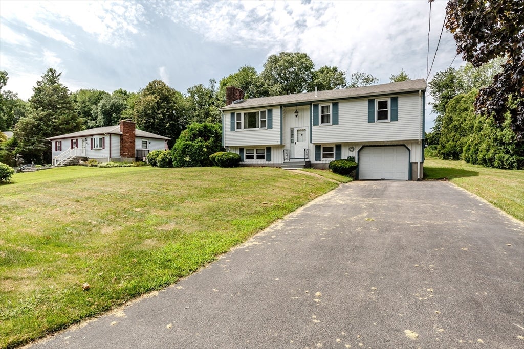 21 Evergreen Drive, Swansea, MA, 21 Evergreen Drive, Swansea, MA Photo #2