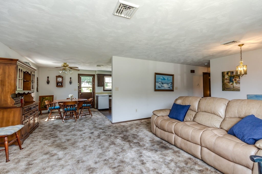21 Evergreen Drive, Swansea, MA, 21 Evergreen Drive, Swansea, MA Photo #8