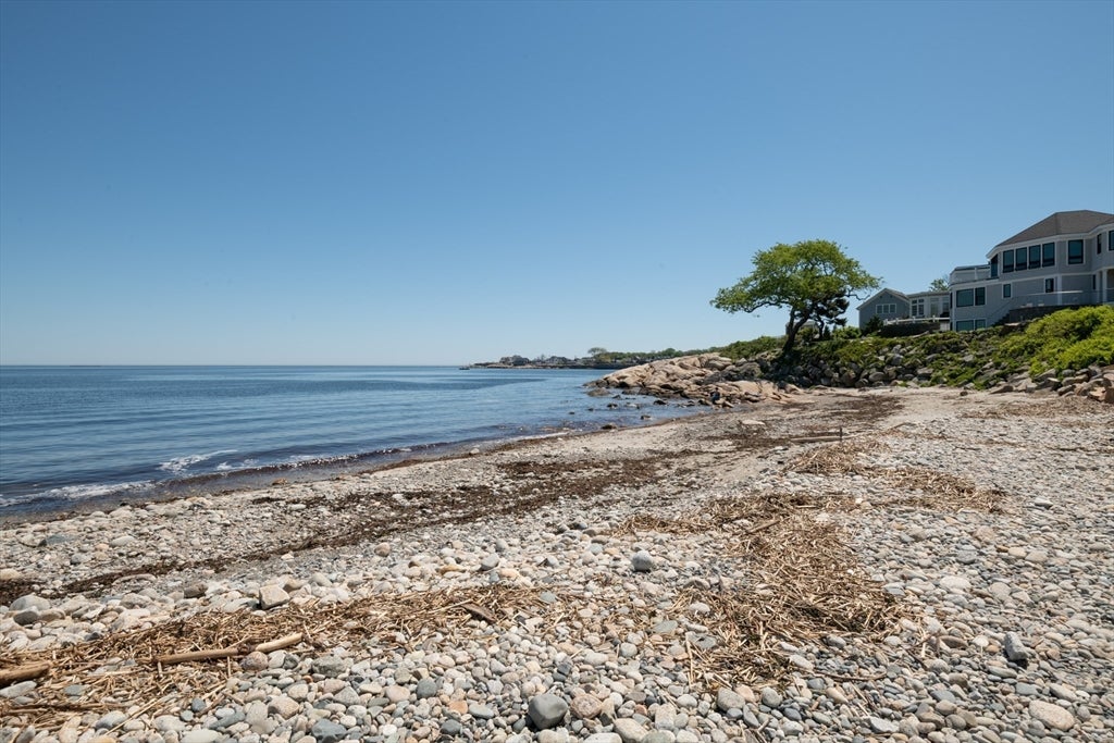 Photo of 34 Beach St, Rockport, MA
