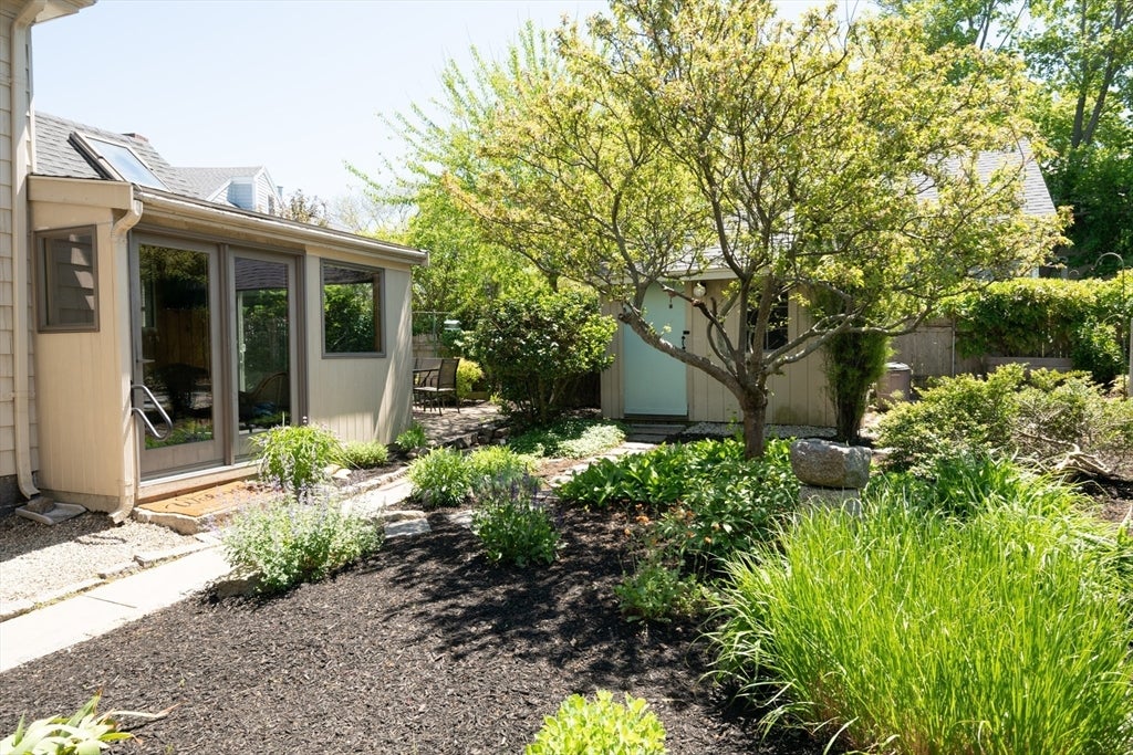 34 Beach St #A, Rockport, MA, 34 Beach St #A, Rockport, MA Photo #6