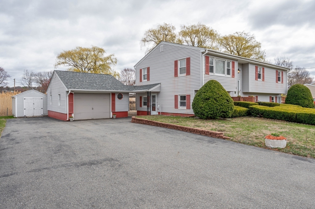 18 Derry Rd