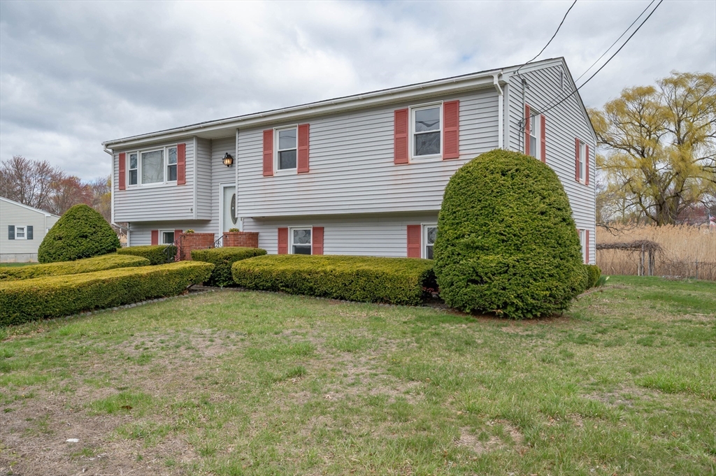 18 Derry Rd