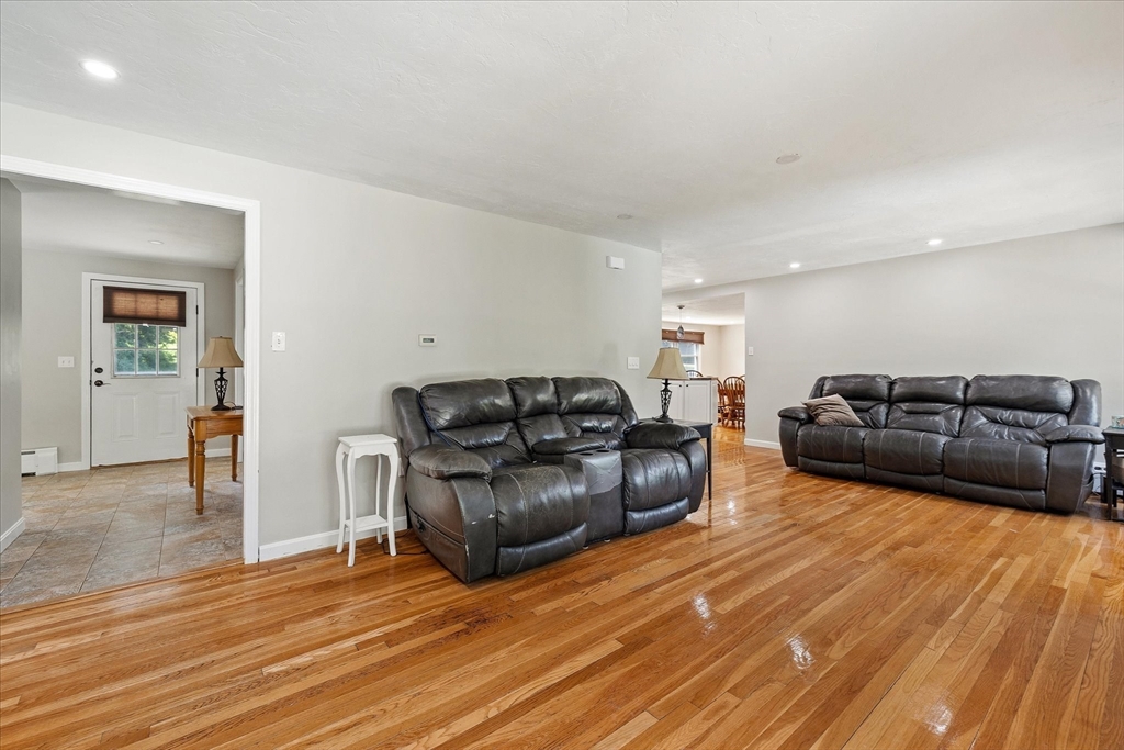 3 Arrowhead Ave