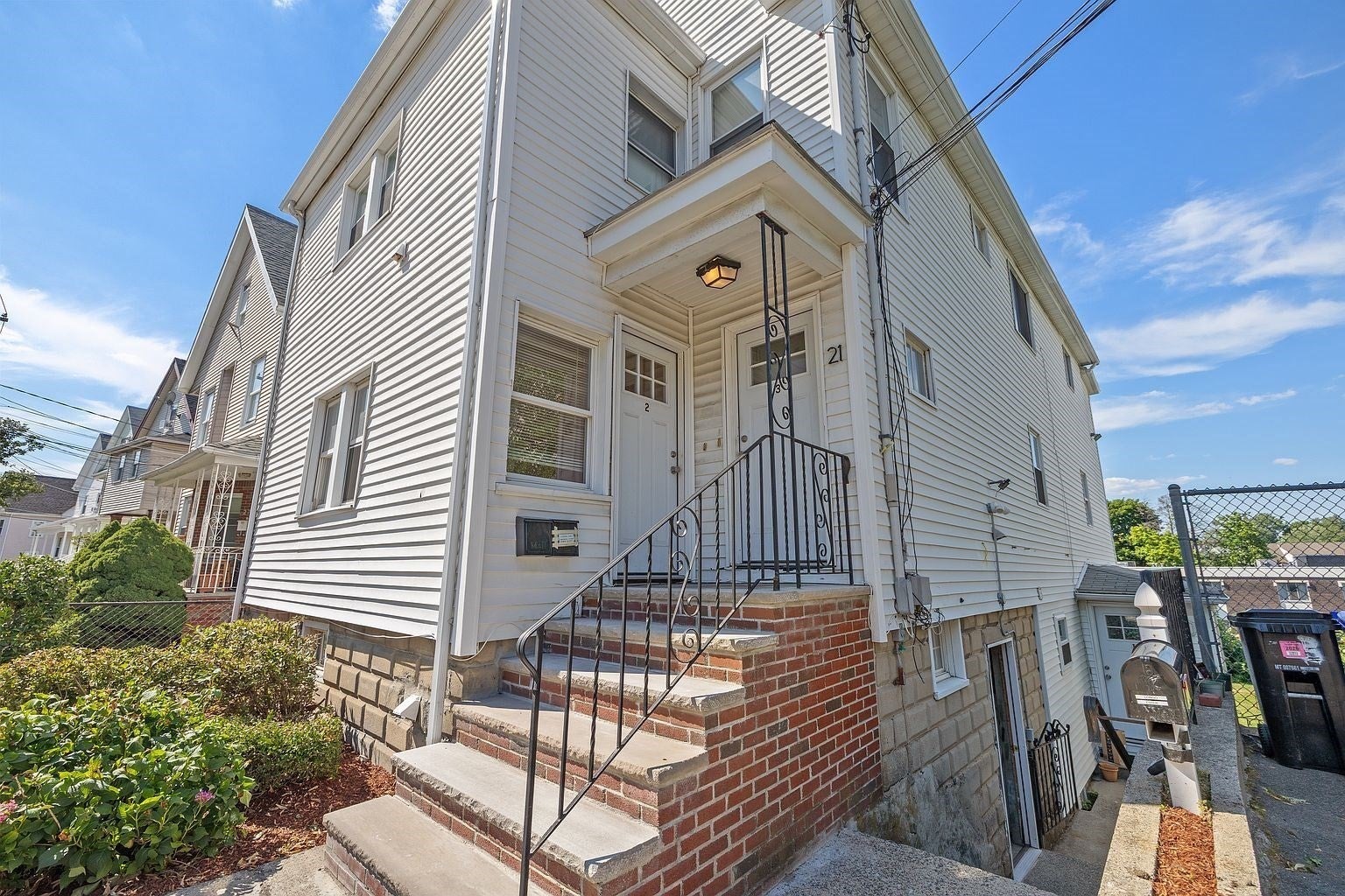 Photo of 21 Medford St, Malden, MA