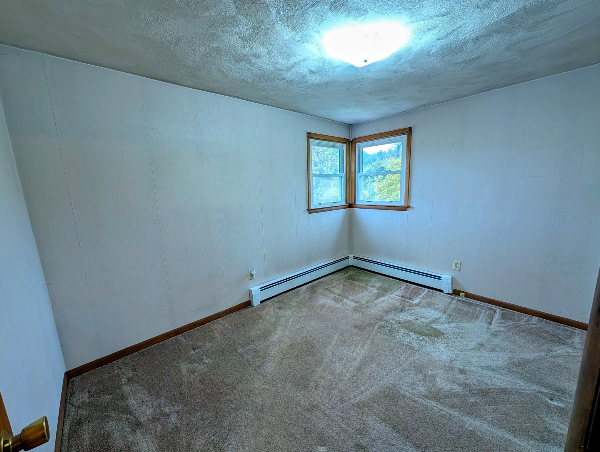 139 Charlton St, Oxford, MA Photo #13