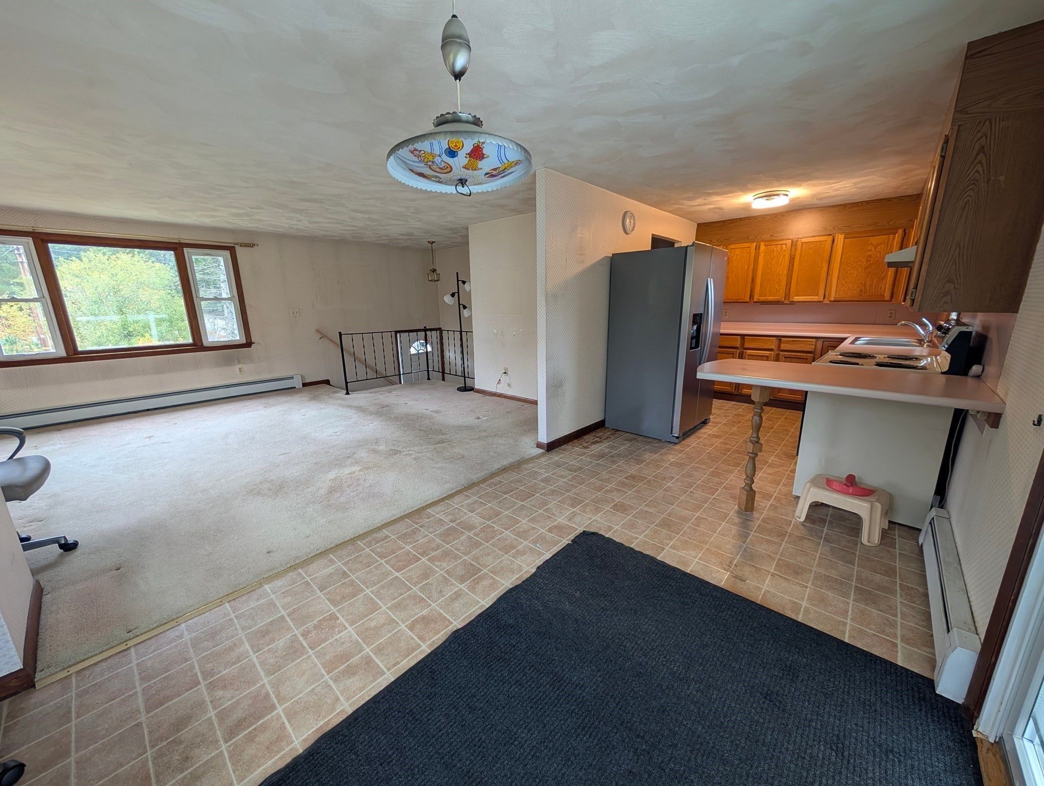 139 Charlton St, Oxford, MA Photo #4