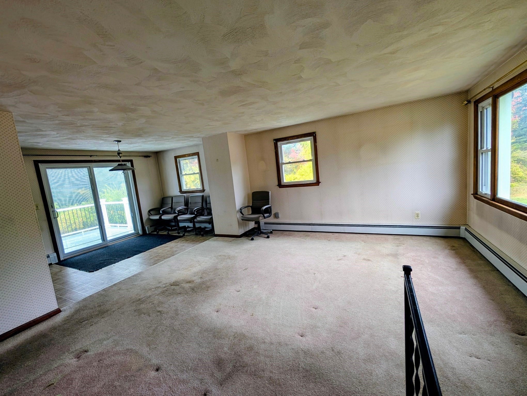139 Charlton St, Oxford, MA Photo #17