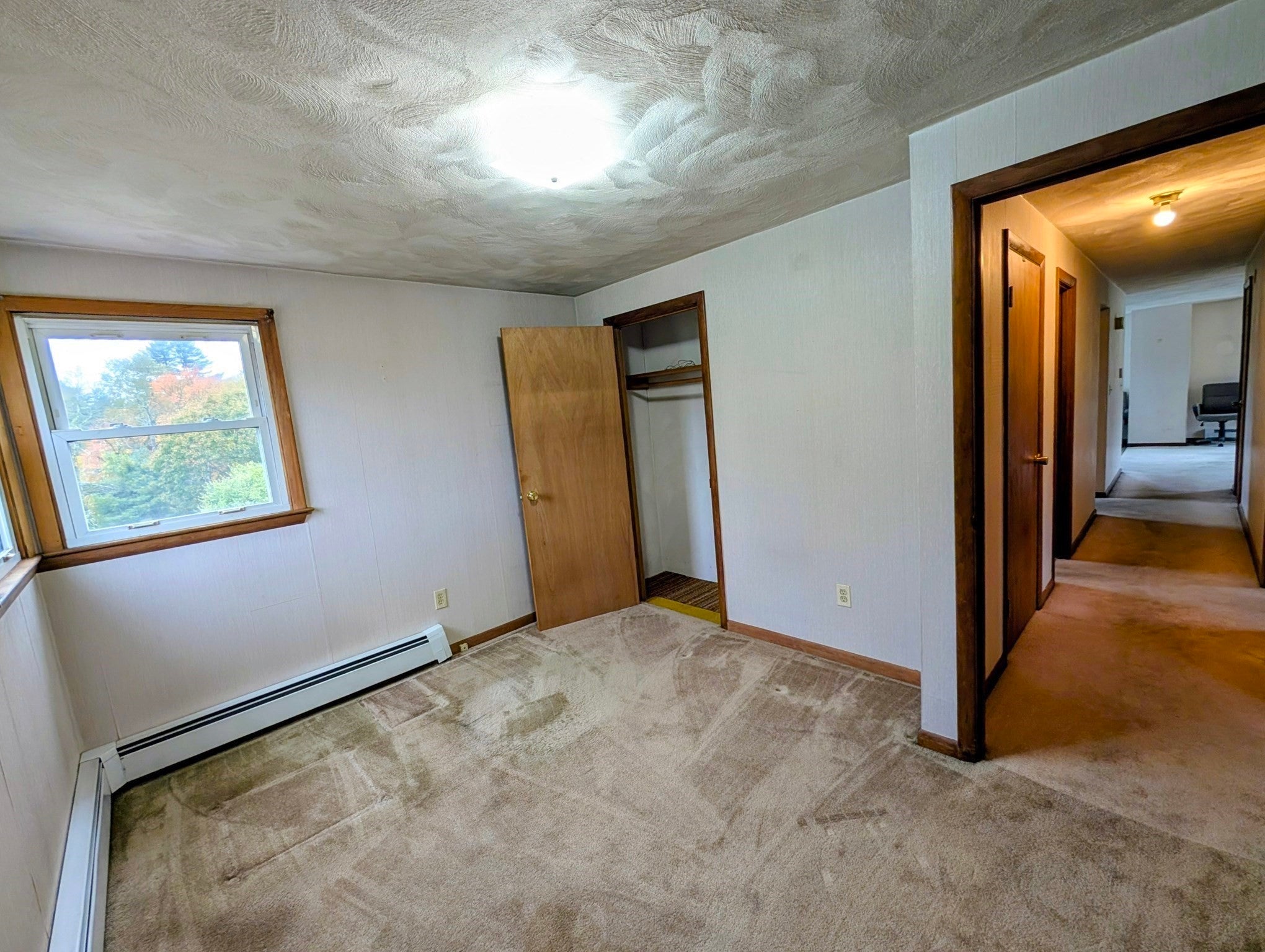 139 Charlton St, Oxford, MA Photo #14
