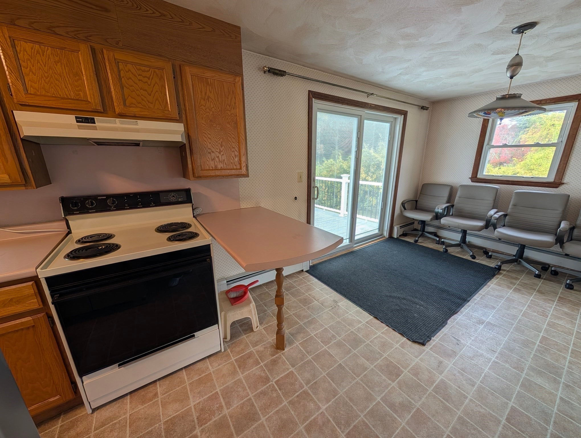 139 Charlton St, Oxford, MA Photo #8